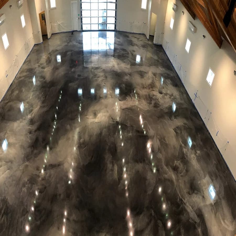 Imagen epoxy-metallic-flooring-systems.webp