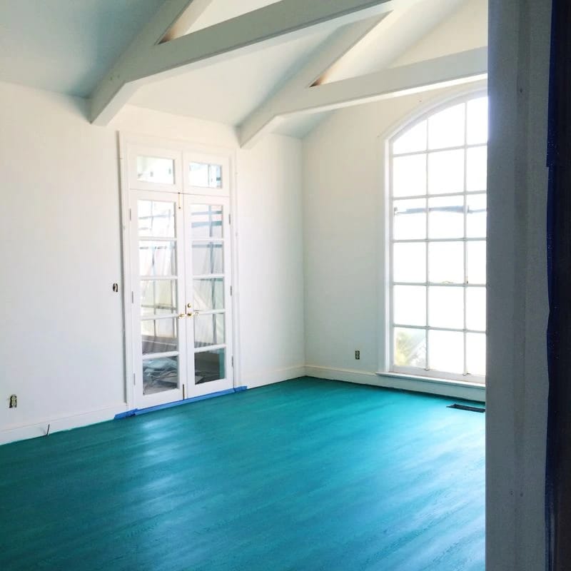 Imagen epoxy-single-color-flooring-system.webp